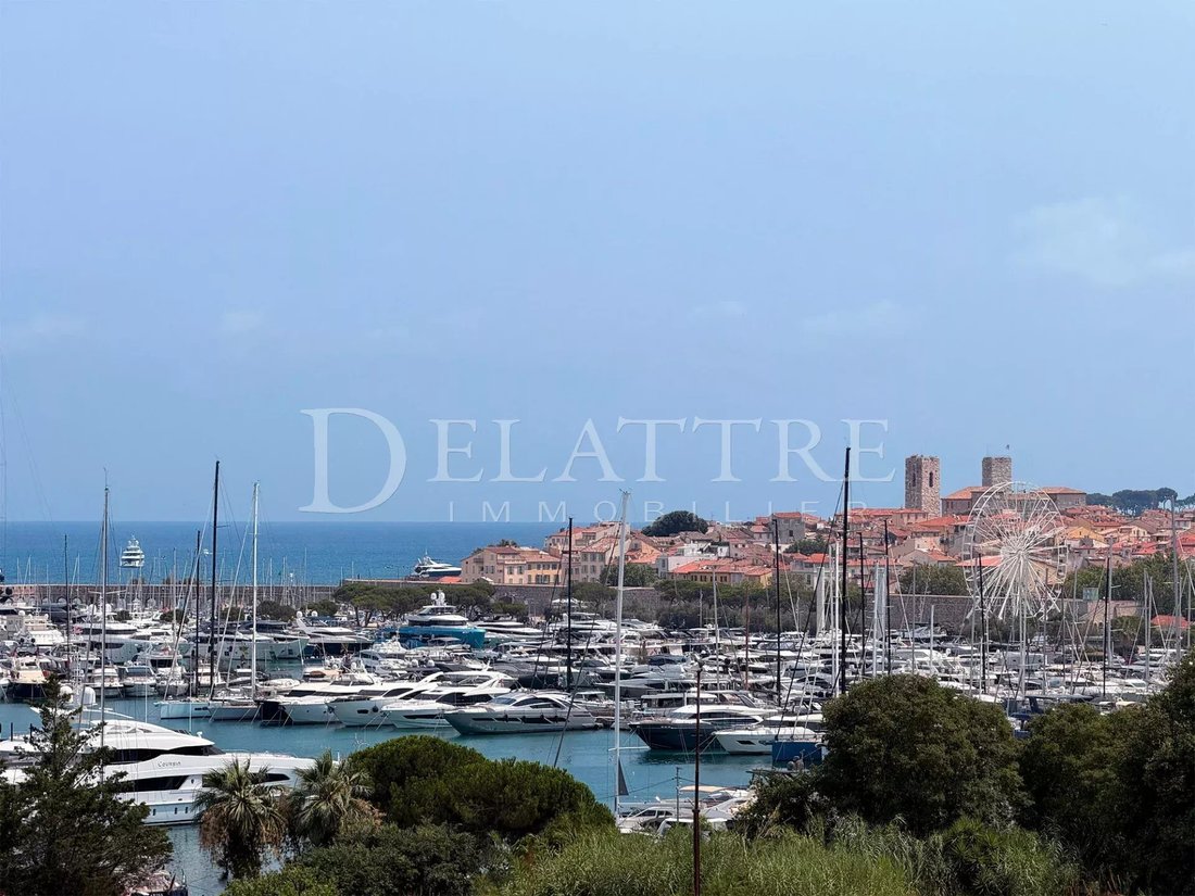 Apartment in Les Prugnons, Antibes, France 3 - 18475215