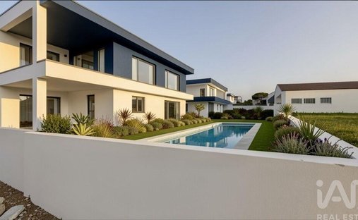 Townhouse in São João das Lampas, Lisbon, Portugal 1