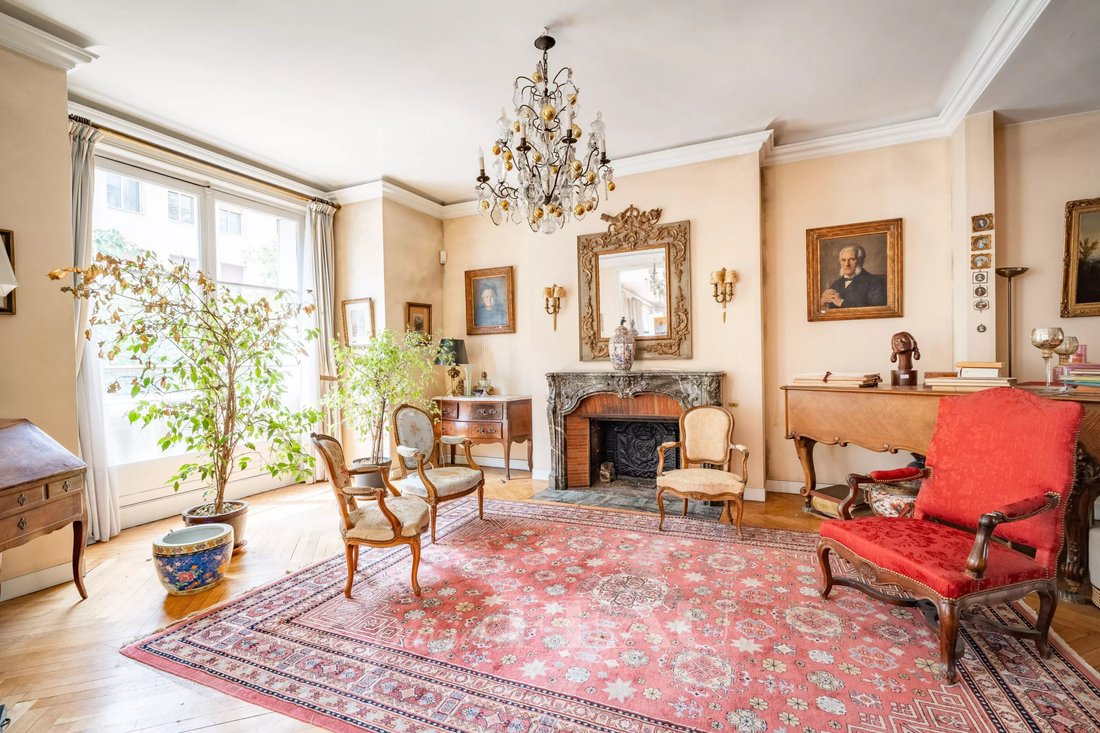 Wohnung in Gros Caillou, Paris 7e Arrondissement, Paris 2 - 18488730