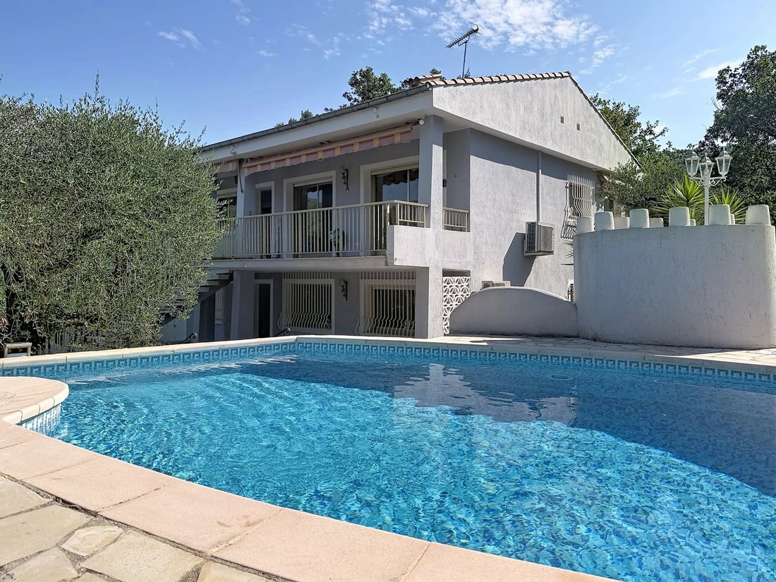 House in Tourrette-Levens, Provence-Alpes-Côte d'Azur, France 1 - 18488781