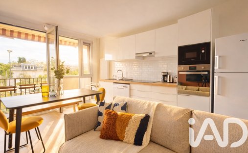 Apartment in Gabriel Péri-Estienne d'Orves, Colombes, France 1