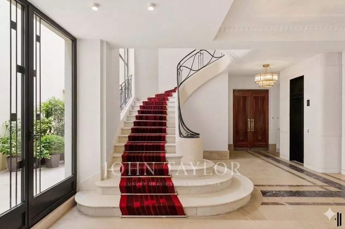 Apartment in Porte Dauphine, Paris 16e Arrondissement, Paris 4 - 17295213