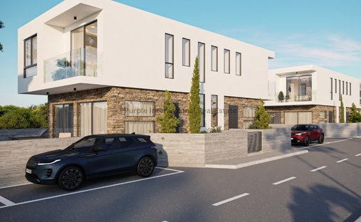 Villa in Kissonerga, Paphos, Cyprus 1