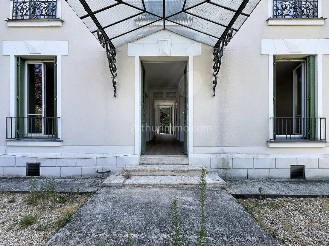 Apartment in Creteil, Ile-de-France, France 1 - 18488788