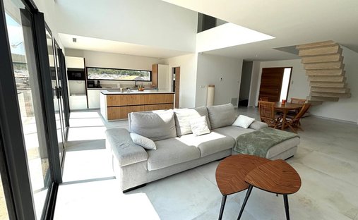 Villa in Ecarts, Narbonne, France 1