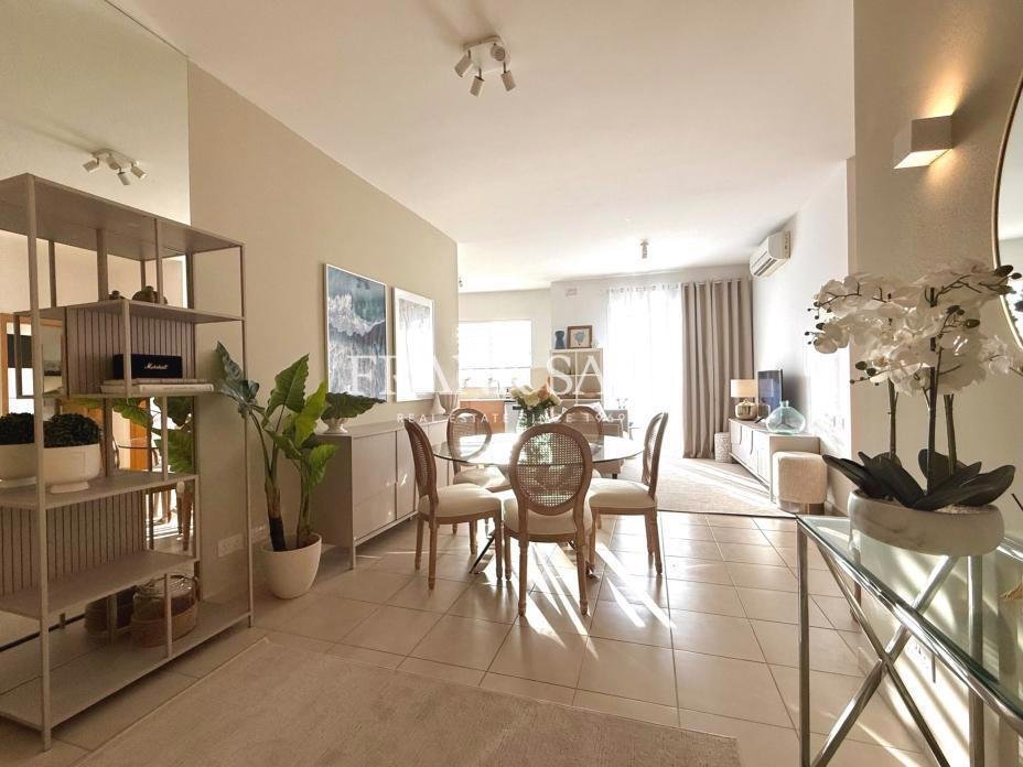 Apartment in Saint Julian's, Malta 1 - 17776036