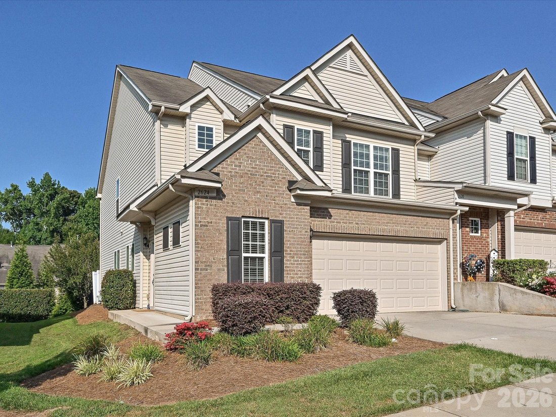 Townhouse in Charlotte, North Carolina, United States 1 - 18488807