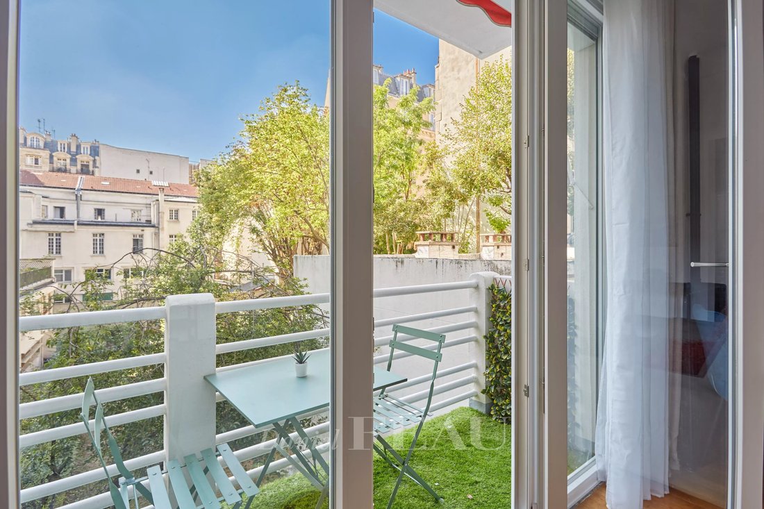 Apartment in Auteuil Nord, Paris 16e Arrondissement, Paris 2 - 18488832