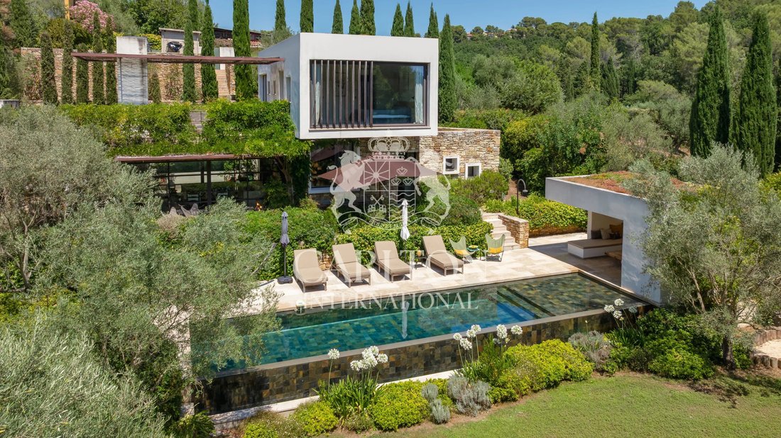 Villa in Valbonne, Provence-Alpes-Côte d'Azur, France 1 - 18488844
