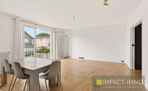 Apartment in Plateau Ouest, Suresnes, France 1