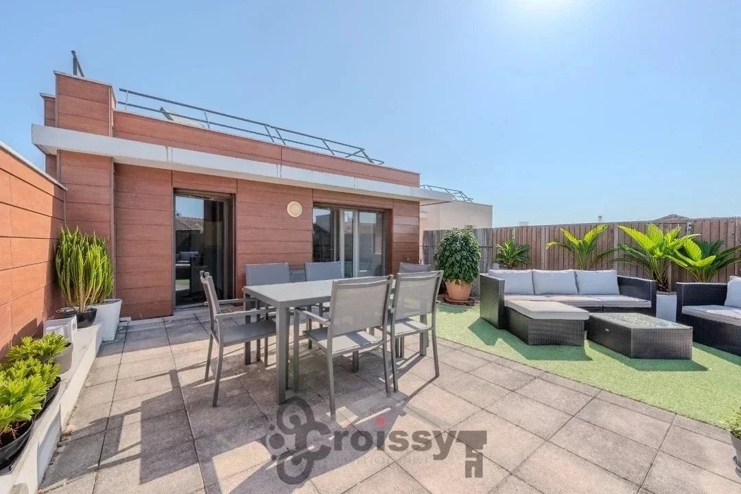 Apartment in Centre Ville, Croissy-sur-Seine, France 1 - 18334174