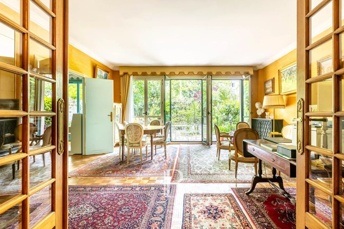 Apartment in Ile de la Jatte - Parc d'Orléans, Neuilly-sur-Seine, France 3 - 18488801