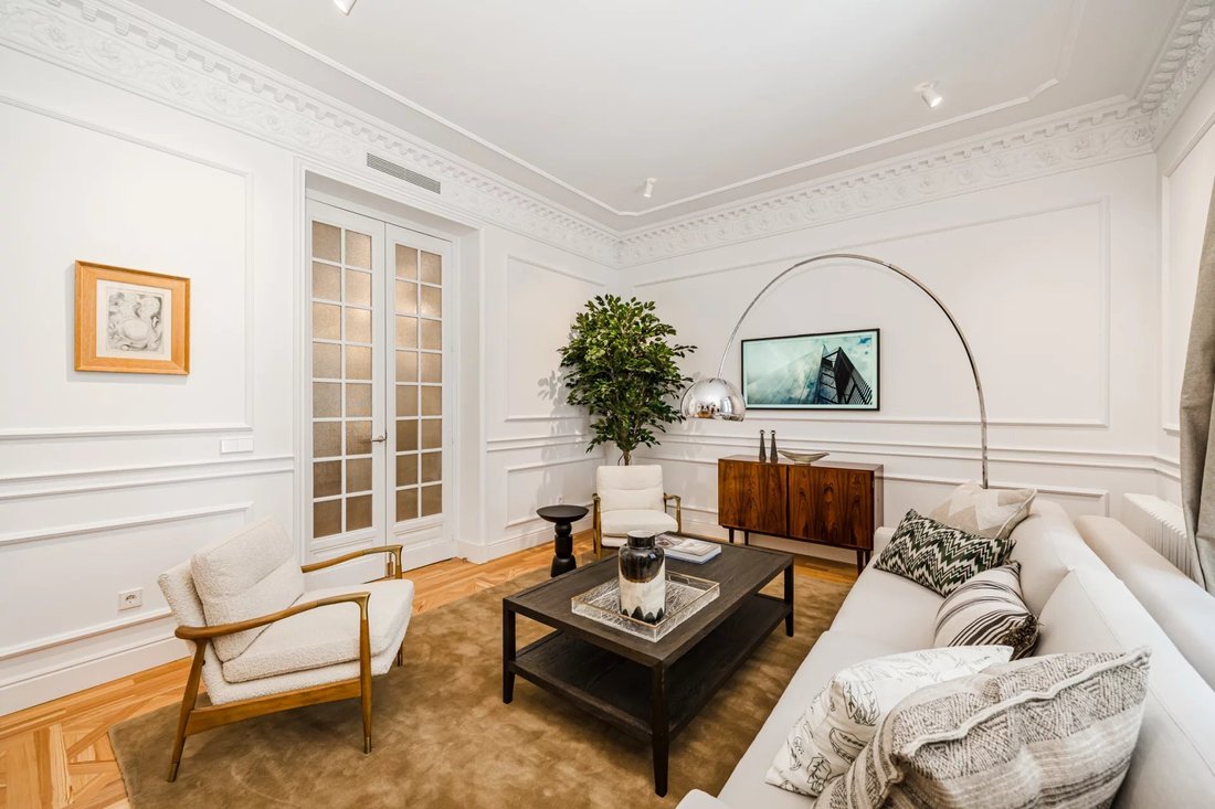 Apartment in Chamberi, Madrid, Spain 2 - 18488830