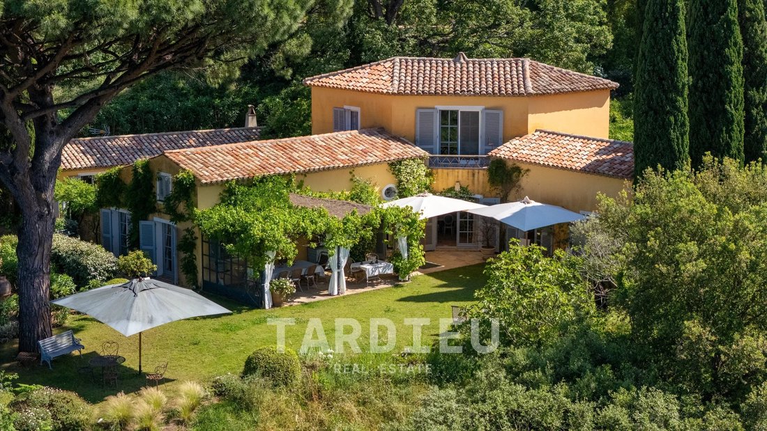 Estate in Gassin, Provence-Alpes-Côte d'Azur, France 1 - 18488808