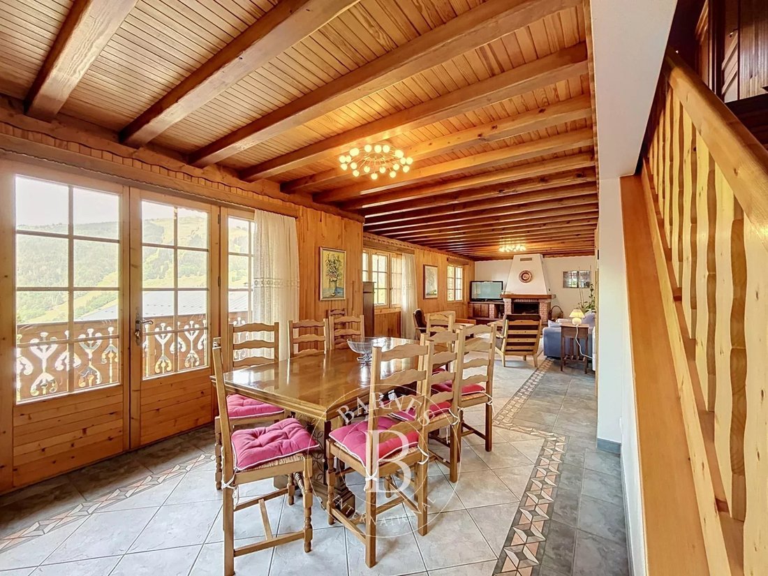 Chalet in Les Gets, Auvergne-Rhône-Alpes, France 3 - 18488917