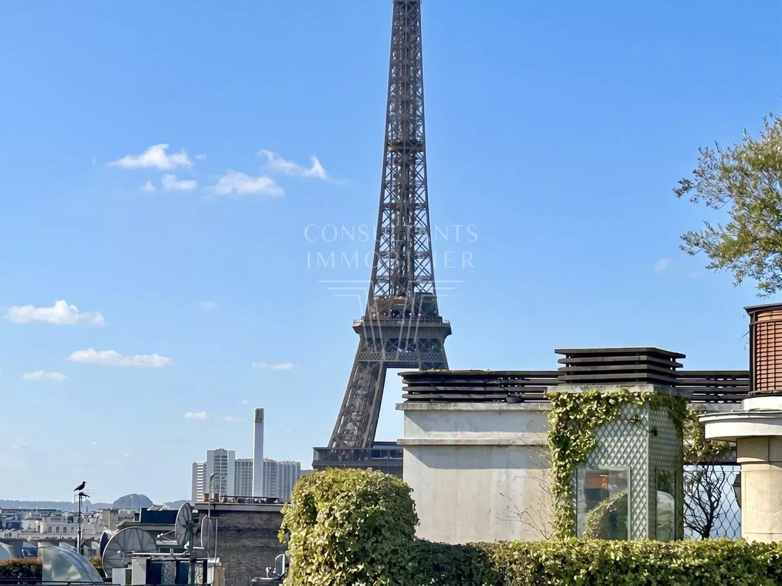 Apartment in Triangle d'Or, Paris 8e Arrondissement, Paris 1 - 18064764