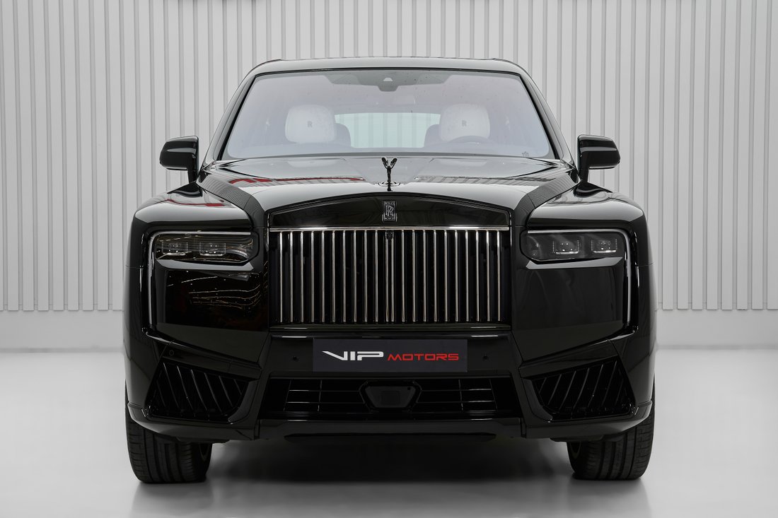 Suv in Dubai, United Arab Emirates 2 - 18489251