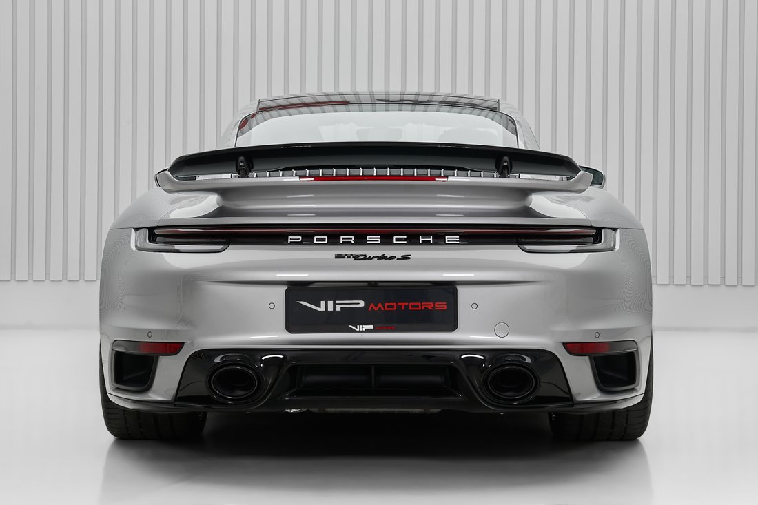Coupe in Dubai, United Arab Emirates 5 - 18489249