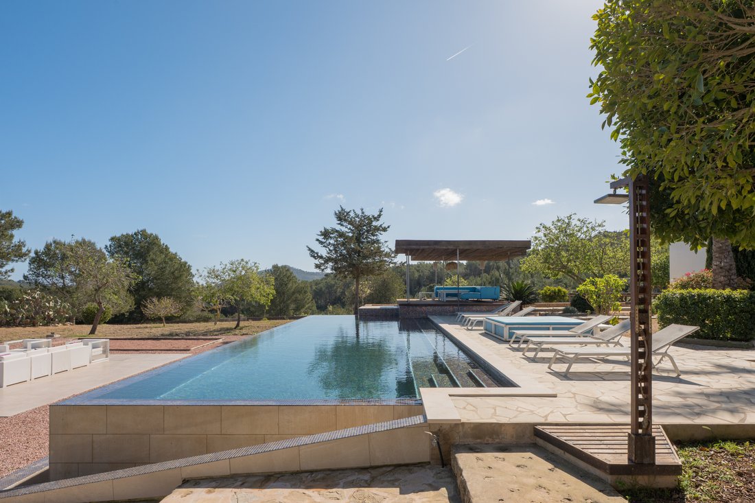 Villa in Santa Eularia des Riu, Balearic Islands, Spain 2 - 18489190