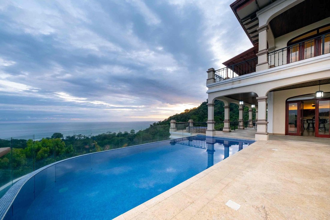 Haus in Playa Hermosa, Provinz Puntarenas, Costa Rica 1 - 18489258