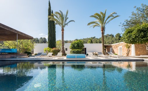 Villa in Santa Eularia des Riu, Balearic Islands, Spain 1