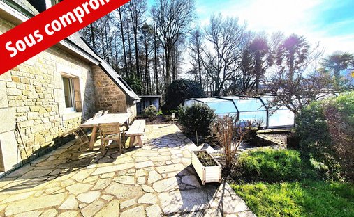 Villa a Cléguer, Bretagna, Francia 1
