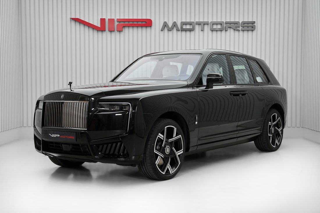 Suv in Dubai, United Arab Emirates 3 - 18489251