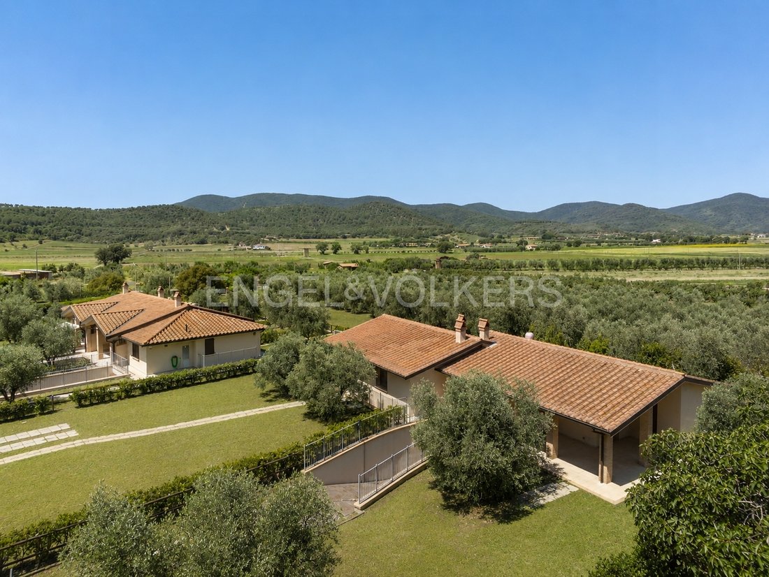 Villa in Rocchette, Castiglione della Pescaia, Tuscany 1 - 18489250