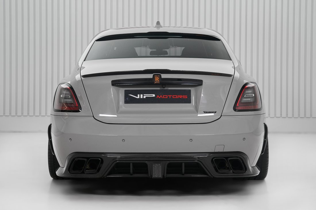 Sedan in Dubai, United Arab Emirates 5 - 18489247