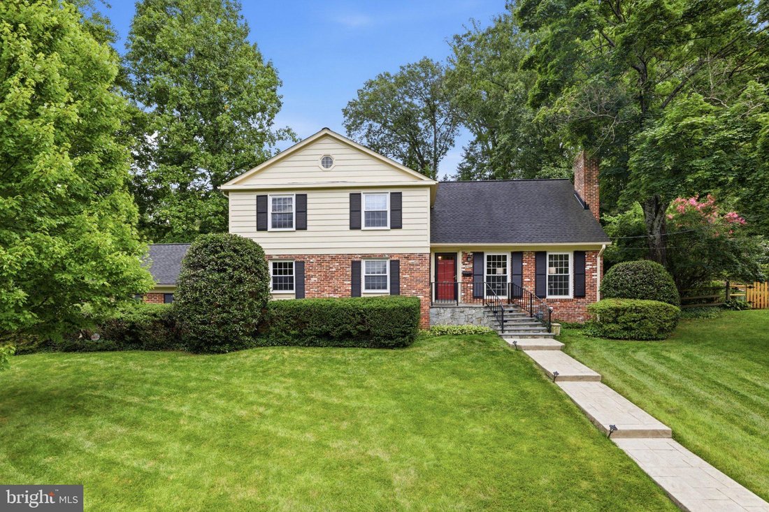 House in Idylwood, Virginia, United States 1 - 18489462