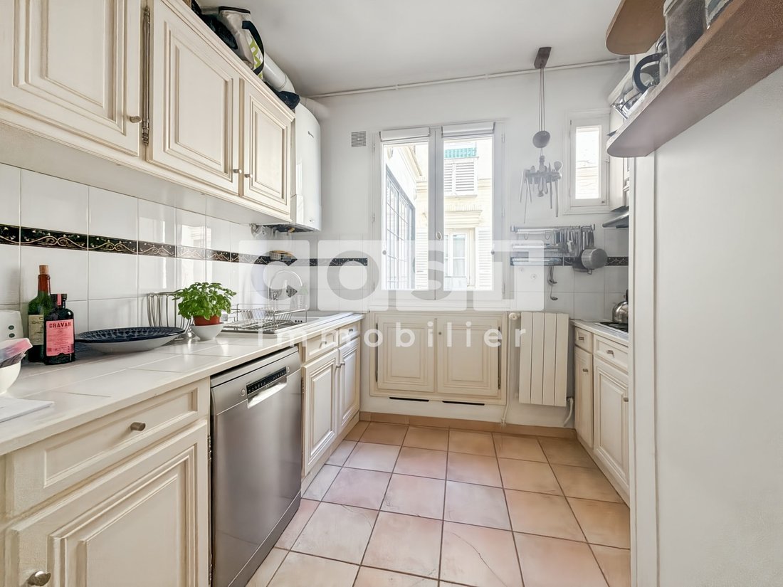 Apartment in Bois-Colombes, Ile-de-France, France 4 - 18489370