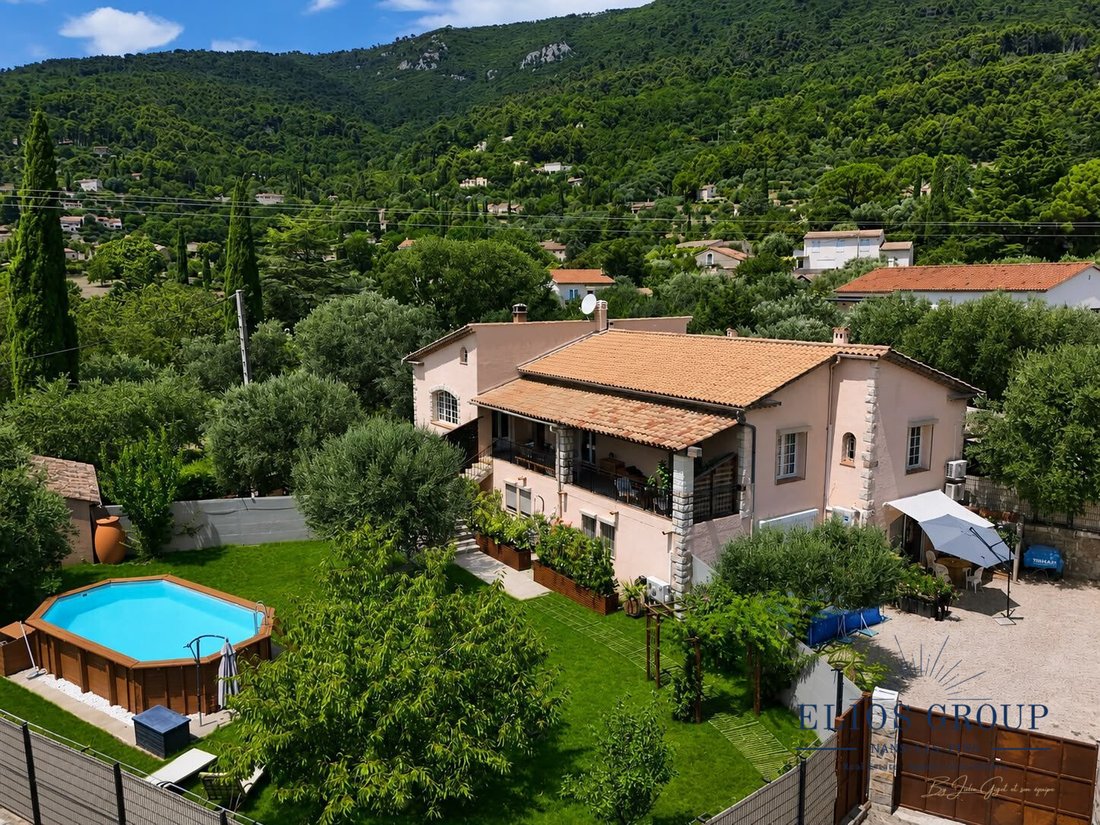 Country House in Seillans, Provence-Alpes-Côte d'Azur, France 2 - 15707404