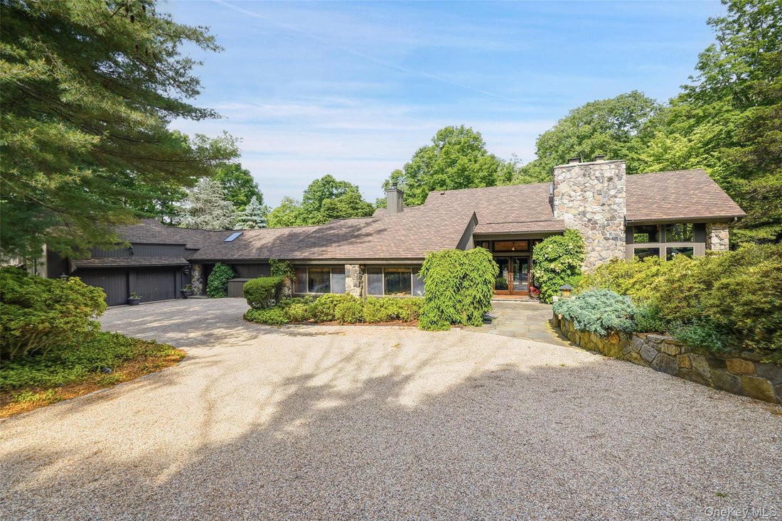 House in Pound Ridge, New York, United States 2 - 17818996