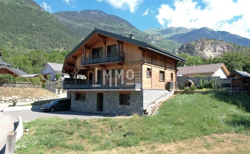 Casa a Aime-la-Plagne, Auvergne-Rodano-Alpi, Francia 1