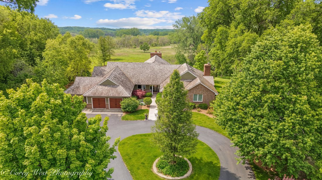House in Campton Hills, Illinois, United States 2 - 18489308