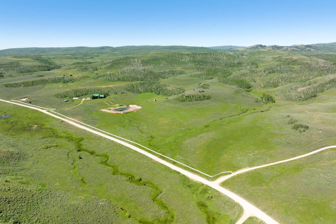 Huntsville, Utah, United States 4 - 18489304