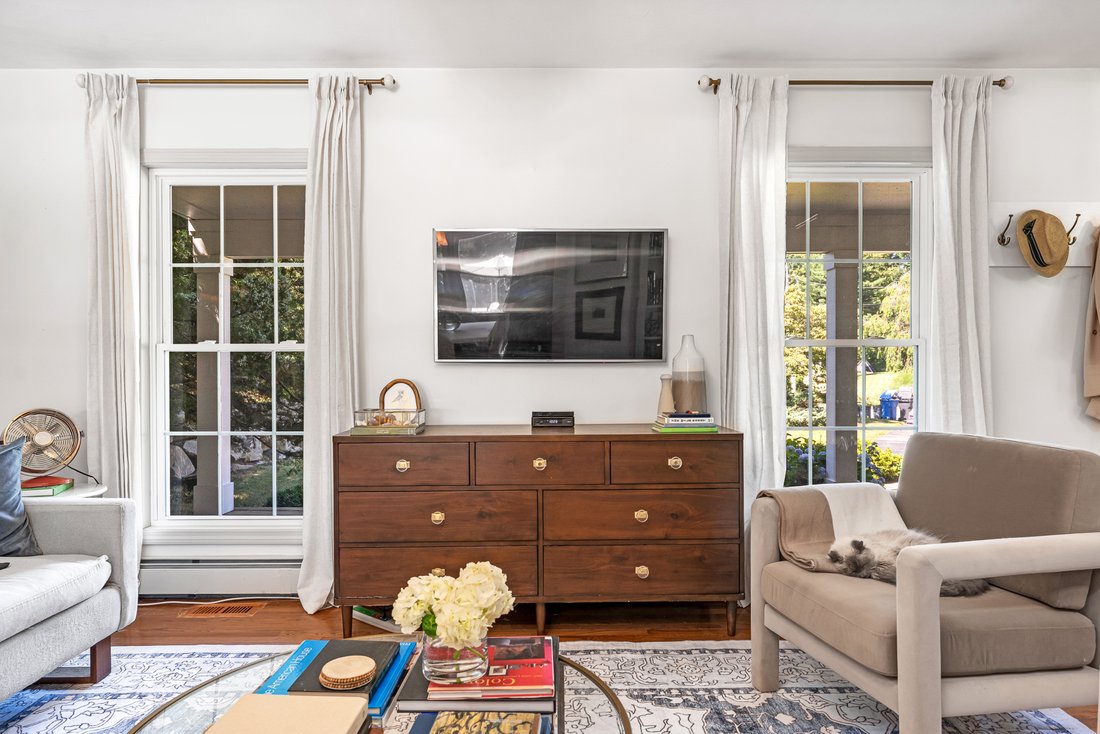 House in Cranston, Rhode Island, United States 5 - 18489467