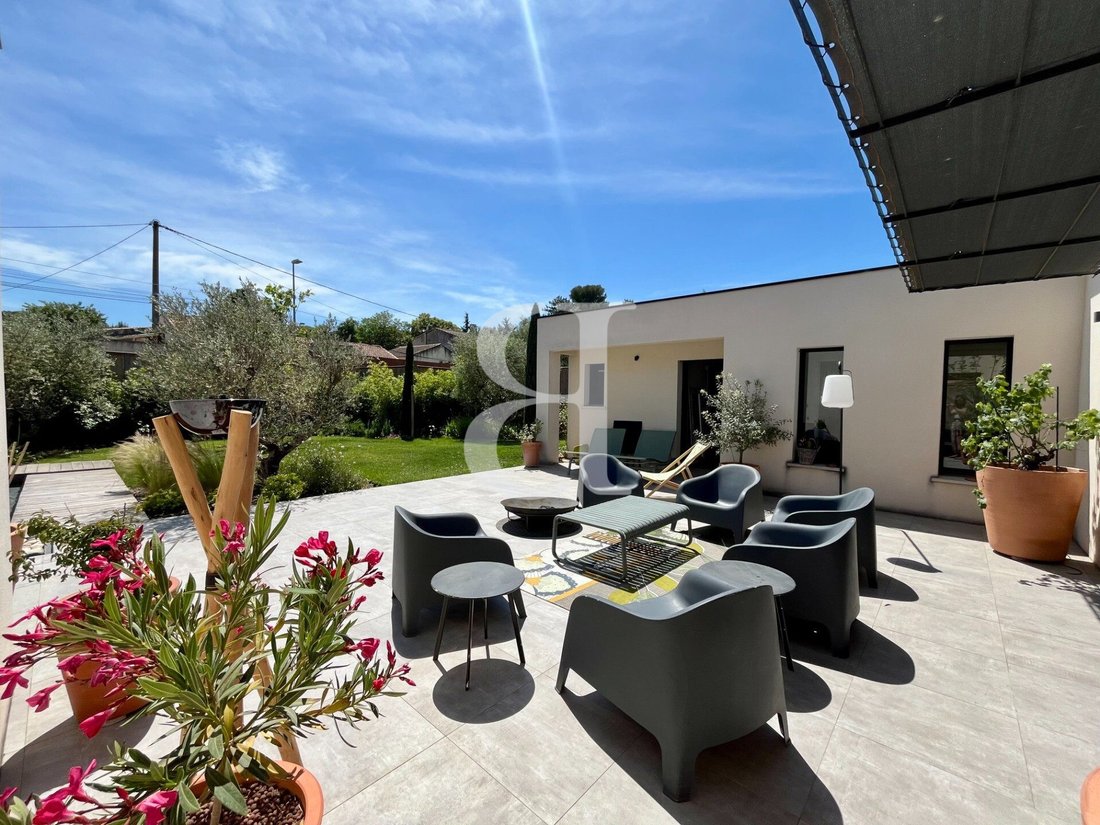 Villa in Saint-Rémy-de-Provence, Provence-Alpes-Côte d'Azur, France 4 - 17143843
