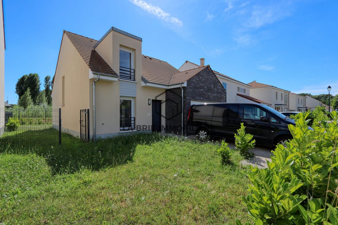 House in Centre Ville, Mennecy, France 1 - 18489410