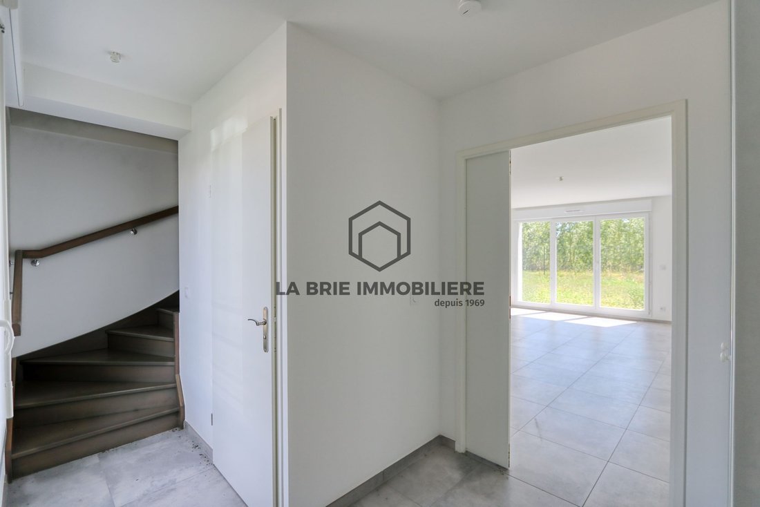 House in Centre Ville, Mennecy, France 5 - 18489388