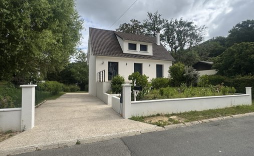 House in Boullay-les-Troux, Ile-de-France, France 1