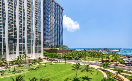 Condo in Honolulu, Hawaii, United States 1