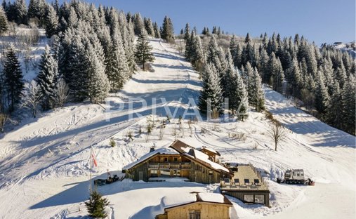 Chalet in Megève, Auvergne-Rhône-Alpes, France 1