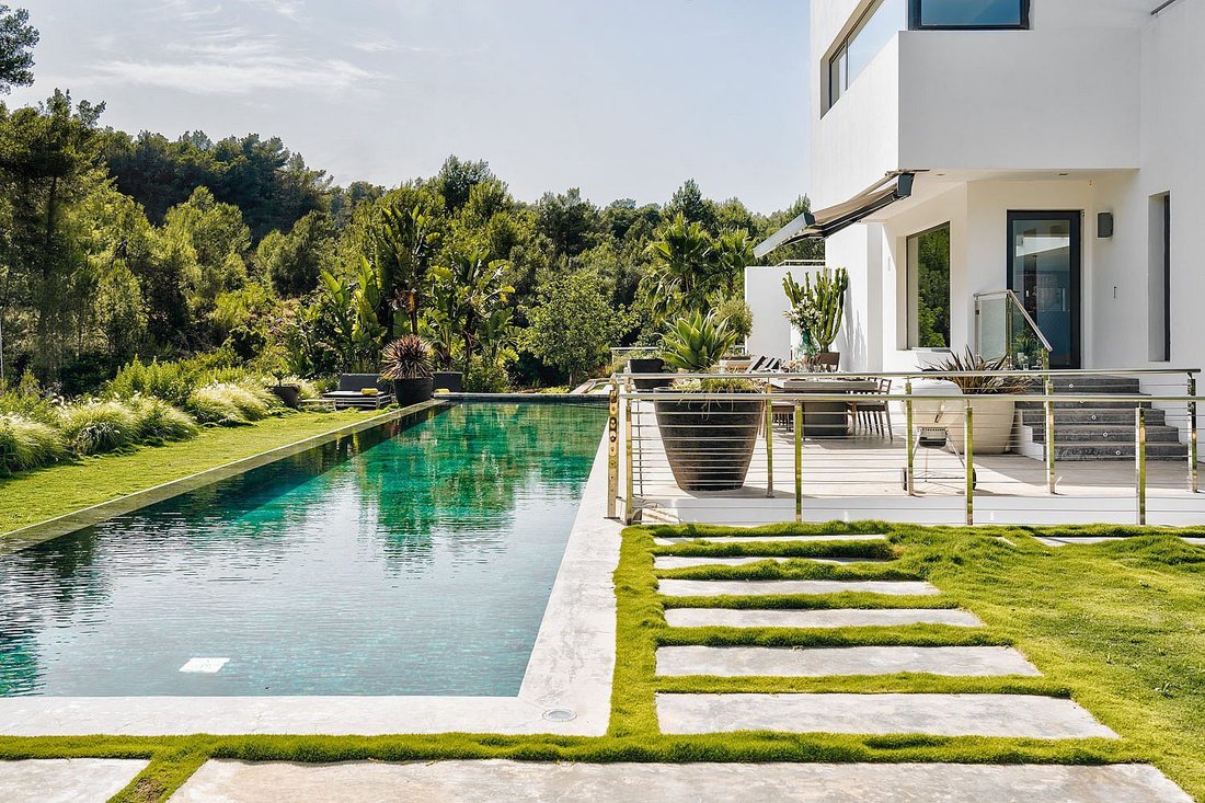 Villa in Santa Gertrudis de Fruitera, Santa Eularia des Riu, Balearic Islands 3 - 18489504