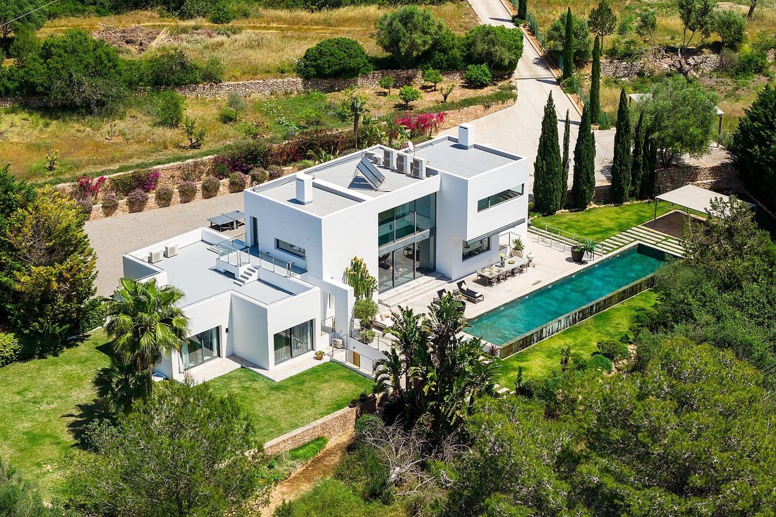 Villa in Santa Gertrudis de Fruitera, Santa Eularia des Riu, Balearic Islands 4 - 18489504