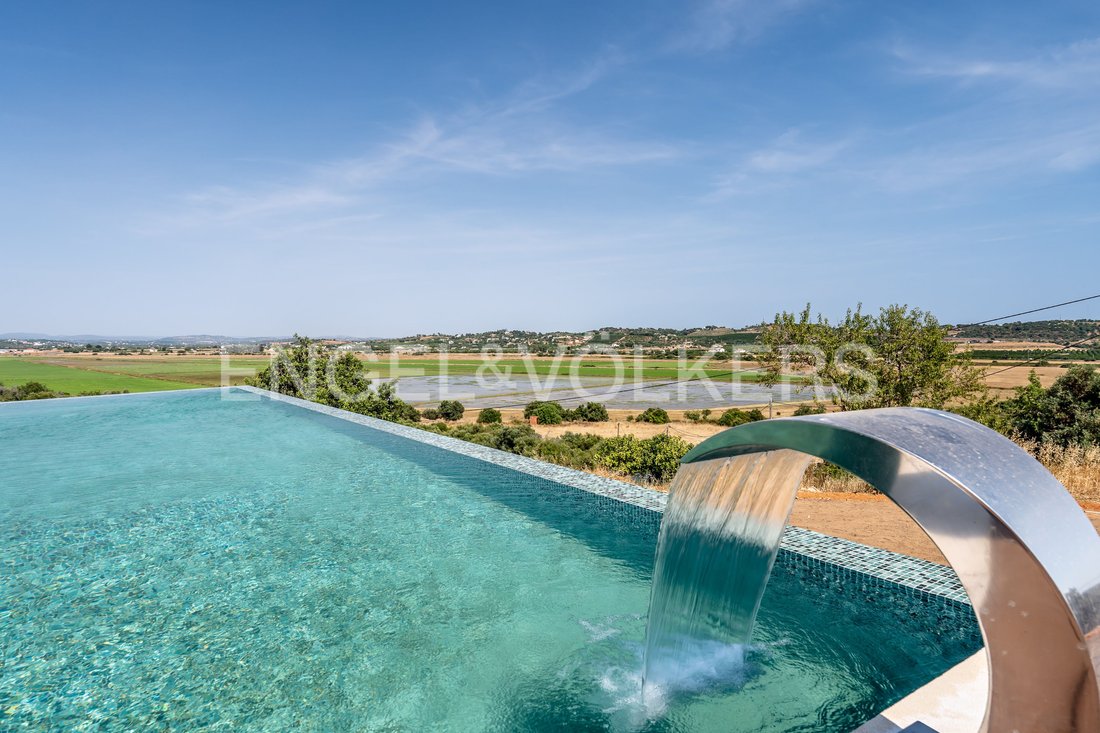 Villa in Silves, Algarve, Portugal 1 - 18489495