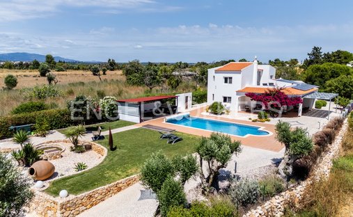 Villa a Mexilhoeira Grande, Algarve, Portogallo 1