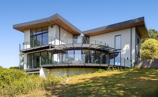 Casa a Langton Green, Inghilterra 1