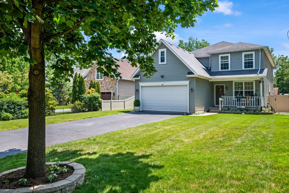 House in Mundelein, Illinois, United States 2 - 18489554