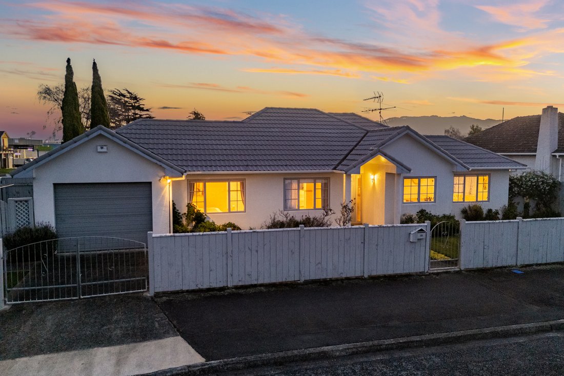 Townhouse in Upper Hutt, Wellington, New Zealand 5 - 18489545
